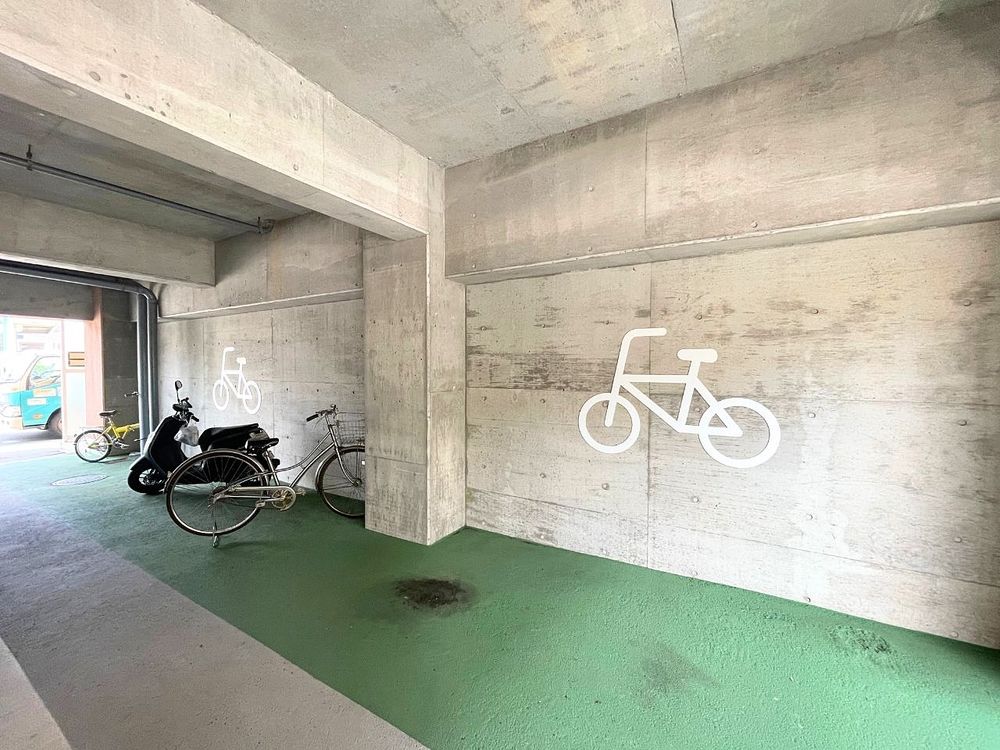 駐輪場