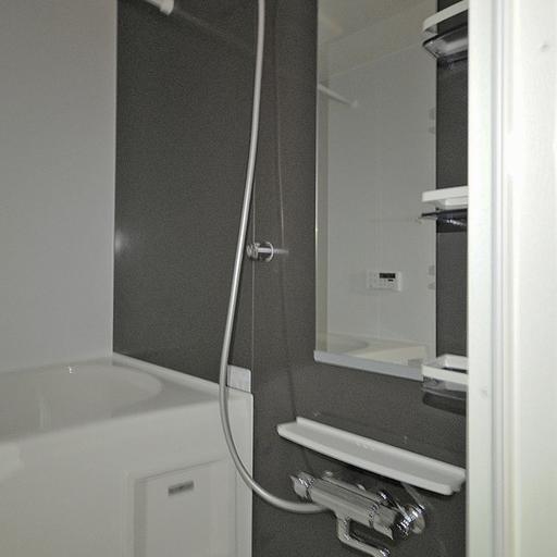 サーモスタットバス水栓 温度設定することによって、急に冷たくなったり熱くなったりせず温度が安定します