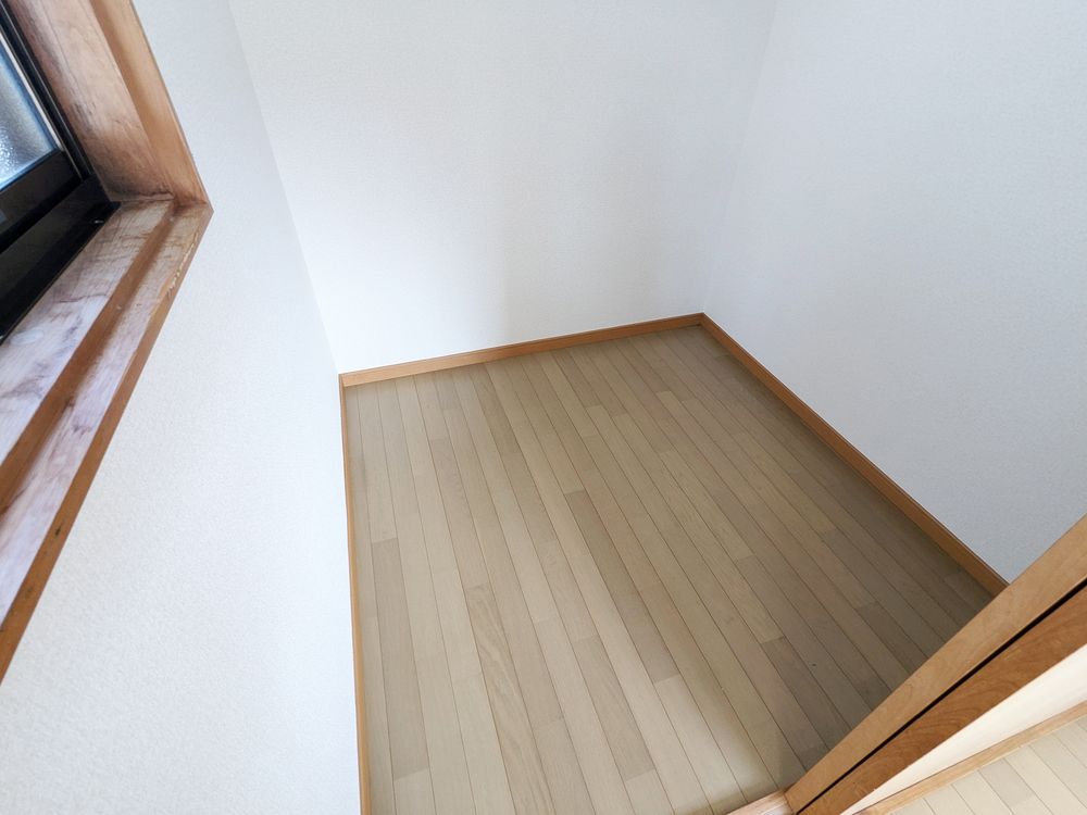 収納(その他趣味の部屋としても使えそうです)