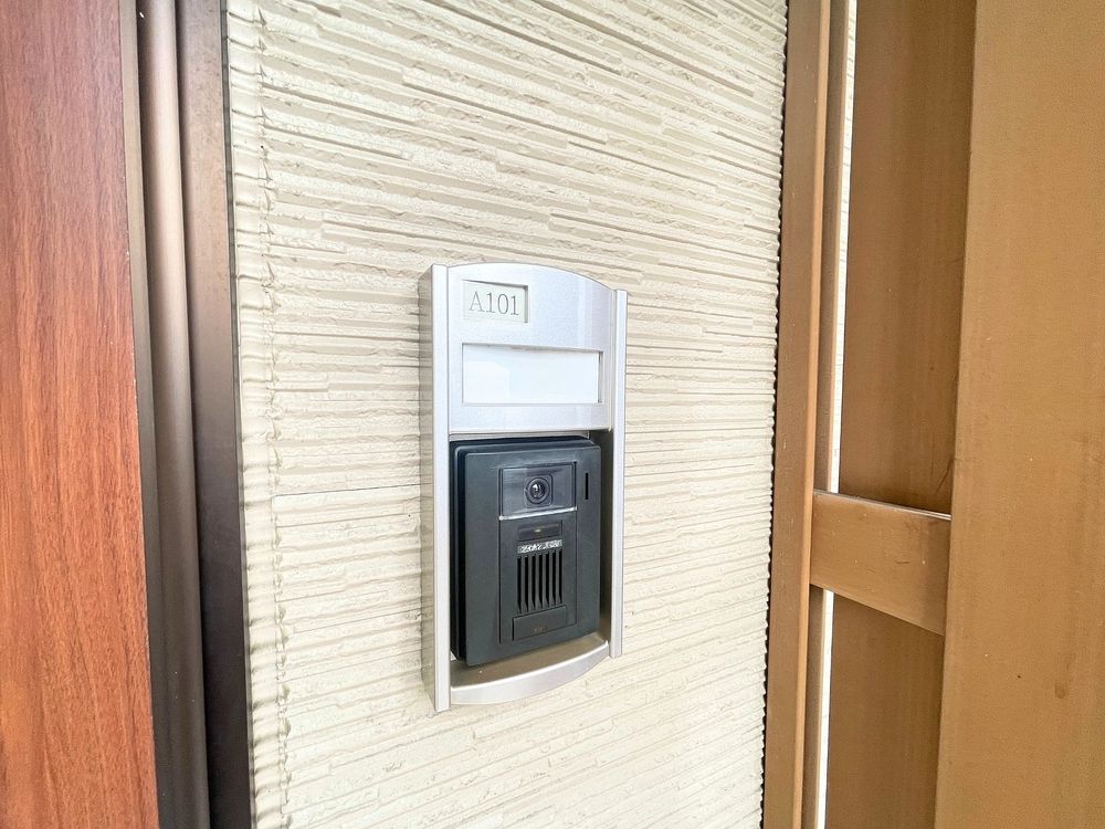 インターホン