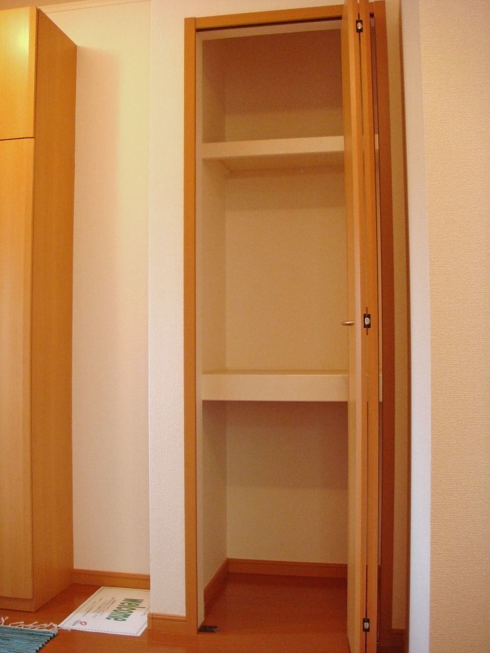 ホールにある収納