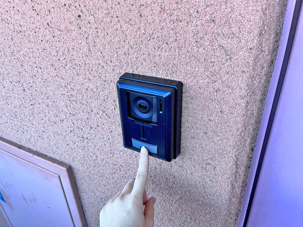 インターホン