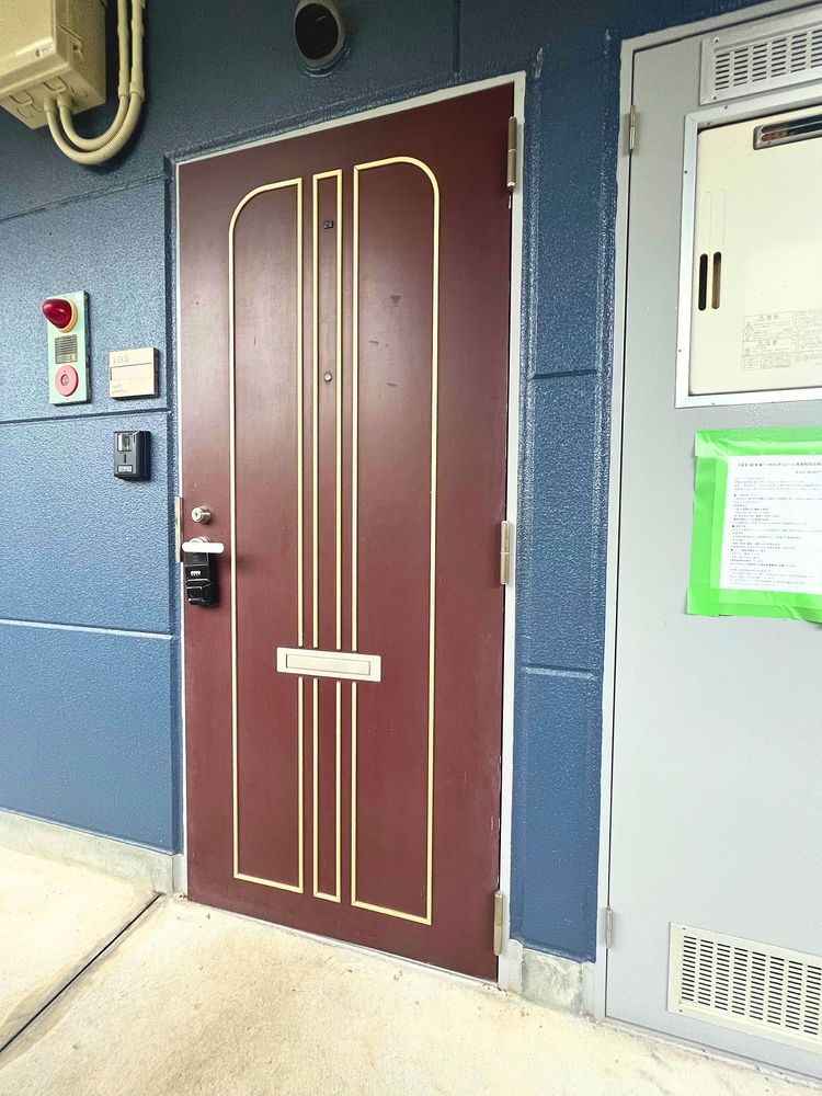 玄関ドア