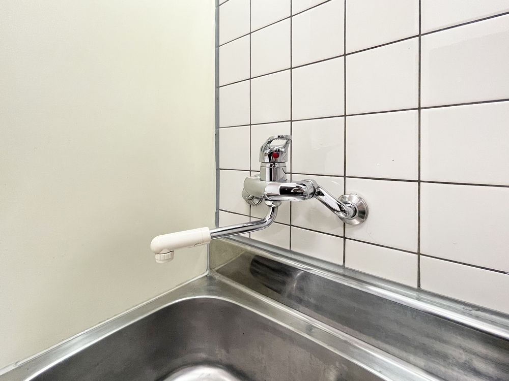 シングルレバー混合栓 一回の操作で、水量から温度調整までできますので、簡単に扱えるのが嬉しいポイント!