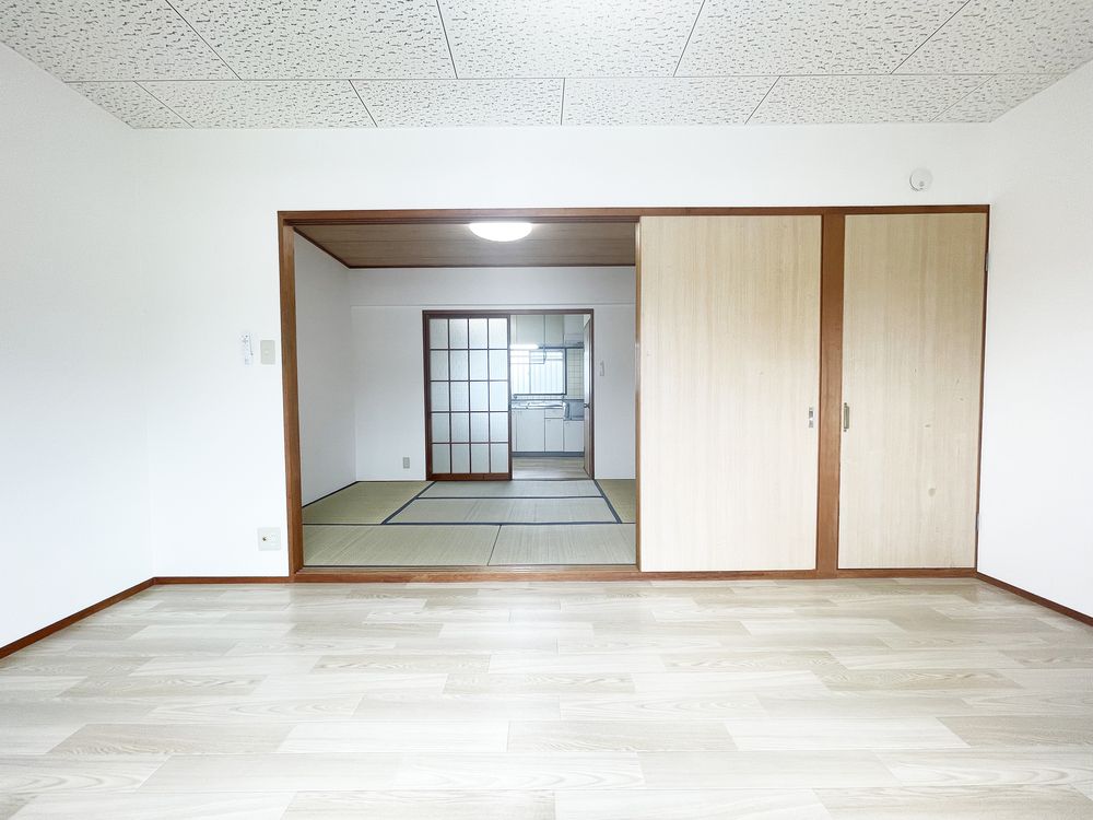 洋室からみた和室