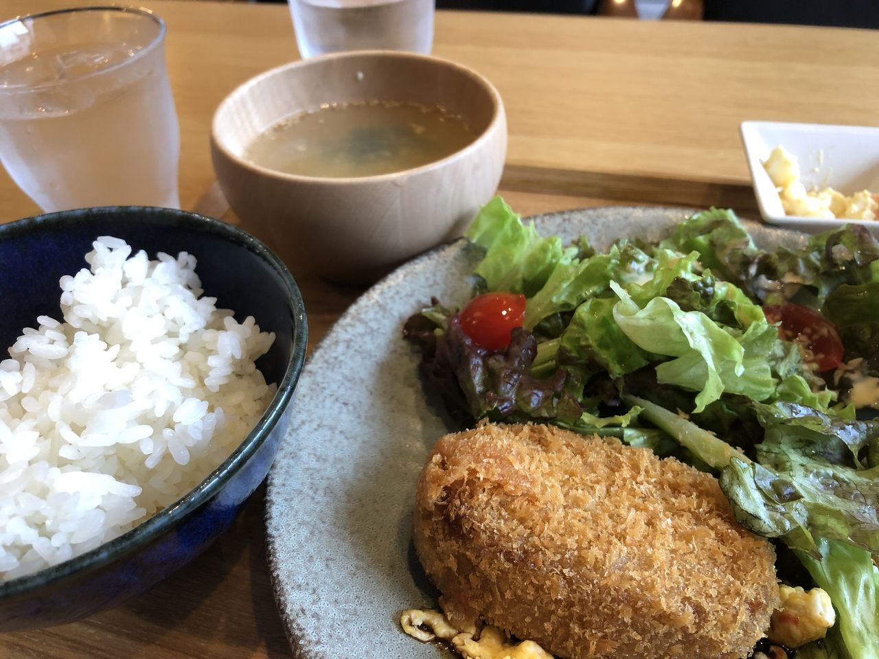 cafe n2（カフェエヌツー）コロッケランチ